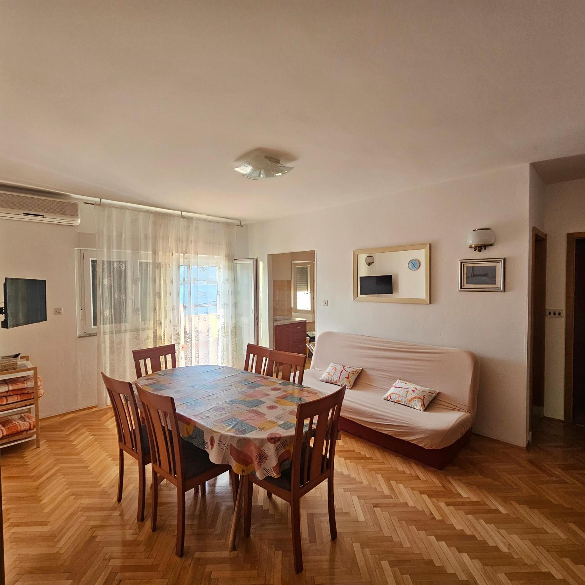 Apartment Nikica Trogir Quarto foto
